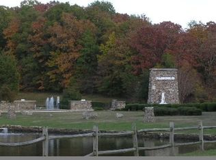 233 Springbrook Dr, Hot Springs, AR 71913