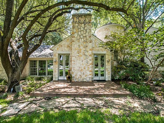 2nd image of 9532 Alta Mira Dr