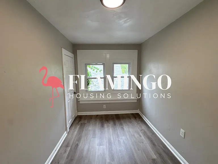 1225 Seneca Dr — Photo 12