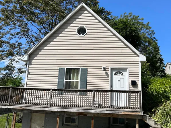 9 Pine St Street, Rensselaer, NY 12144