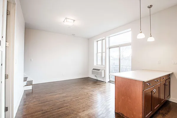 Rented by Nooklyn NYC LLC | media 30