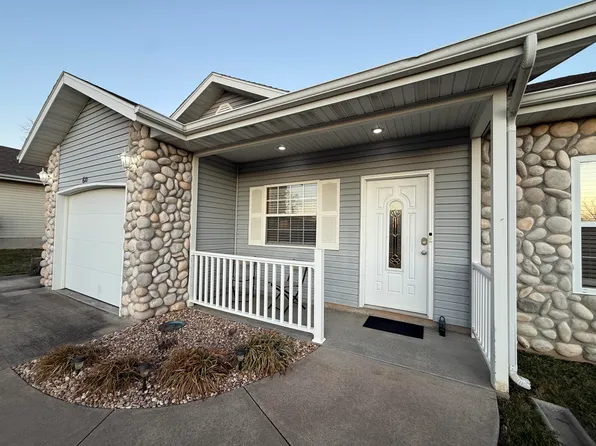 610 S Sunrise Street, Strafford, MO 65757