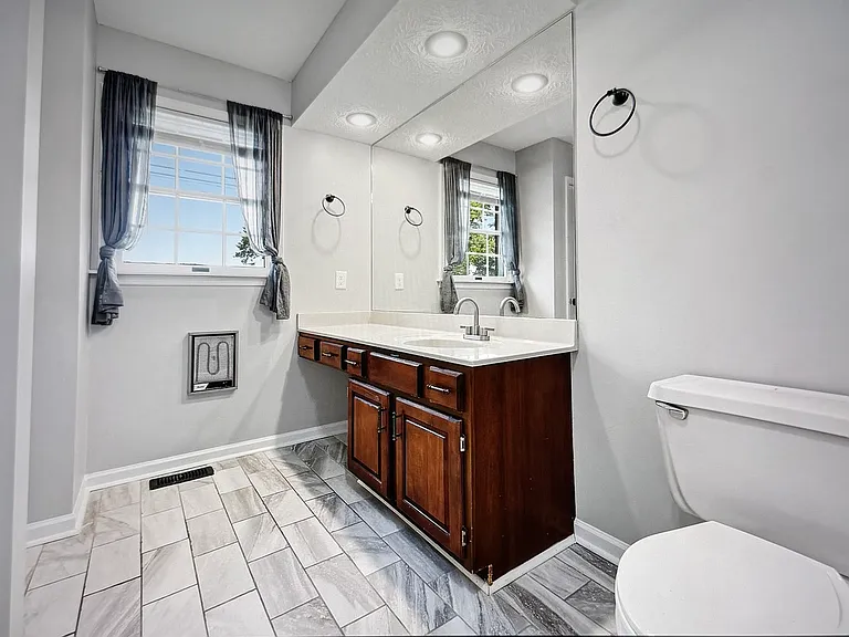 250 Savannah Dr #250 — Photo 23