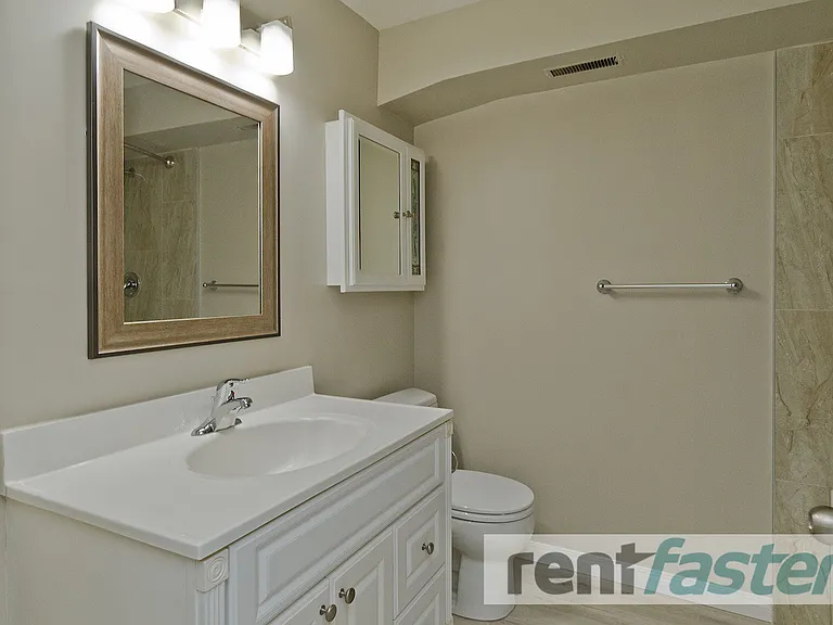 3114B 39th St SW — Photo 9