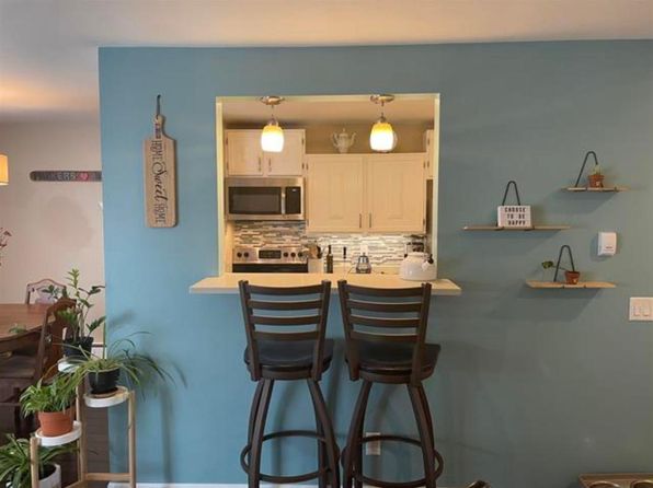 2140 Allen Blvd APT 3