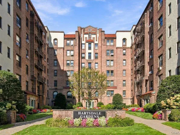 27 N Central Avenue #5D, Hartsdale, NY 10530