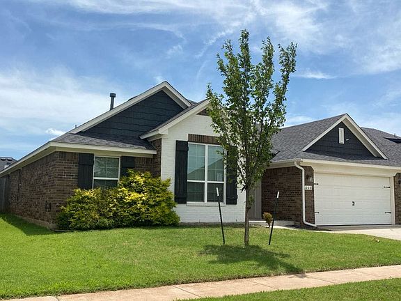 3rd image of 808 Scully Rd