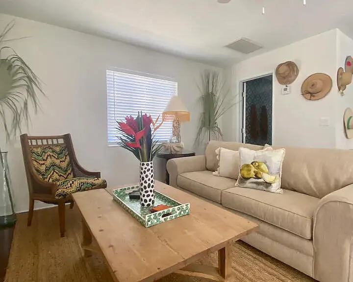 607 N L St #2 — Photo 3