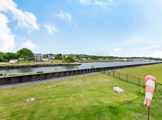 10 Perkins Rd, Gloucester, MA 01930