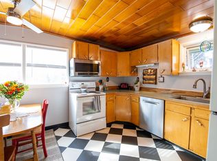 3006 Doris St, Anchorage, AK 99517