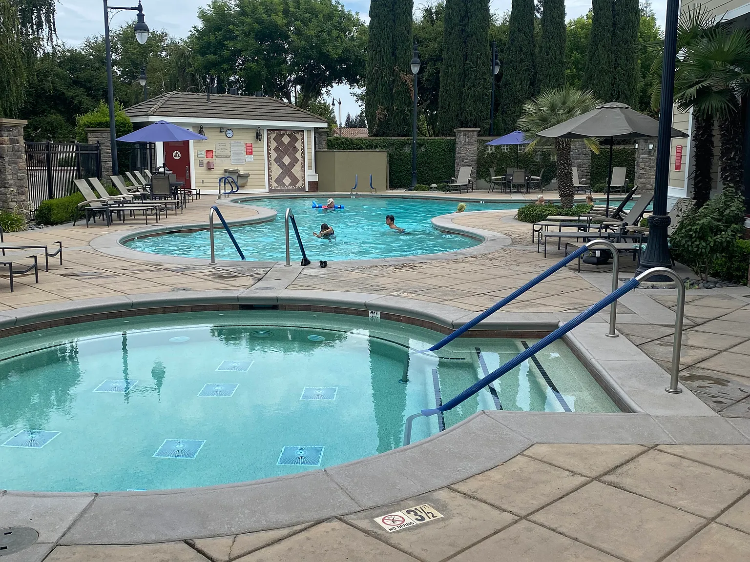 3 bed, 1492 sqft, $2,650 — Photo 3