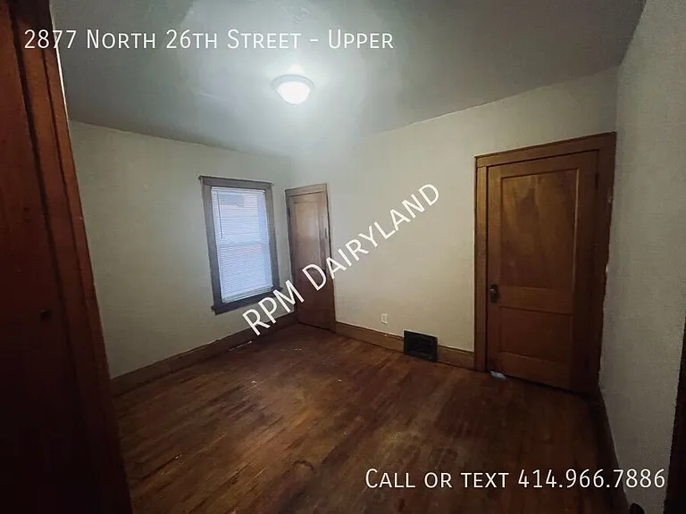2877 N 26th St #UPPER — Photo 8