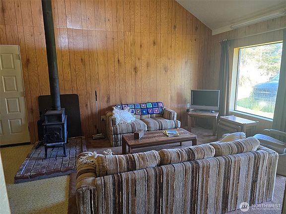 5th image of 3403 Pacific Way