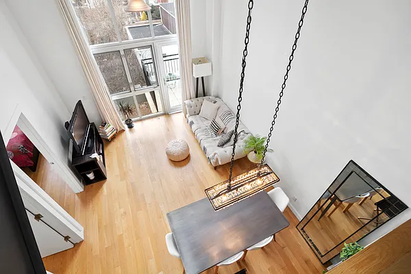 Rented by Douglas Elliman | media 19