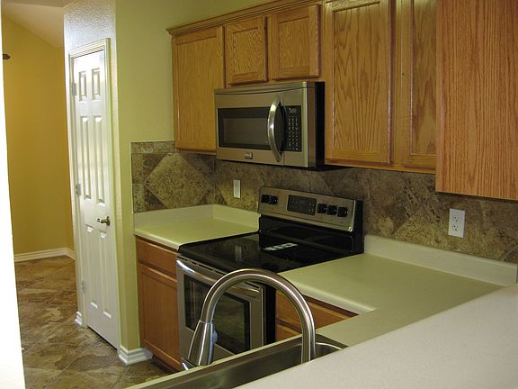 4th image of 6206 Blayney Dr