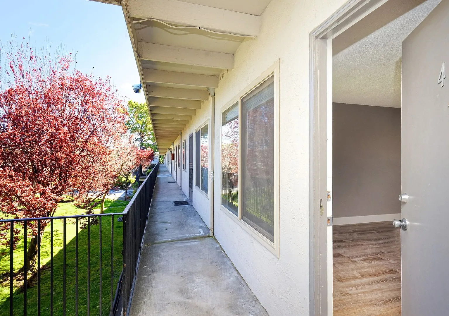 Garden Park Apartments — Photo 4