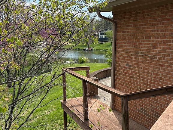 83rd image of 2044 Manor Dr