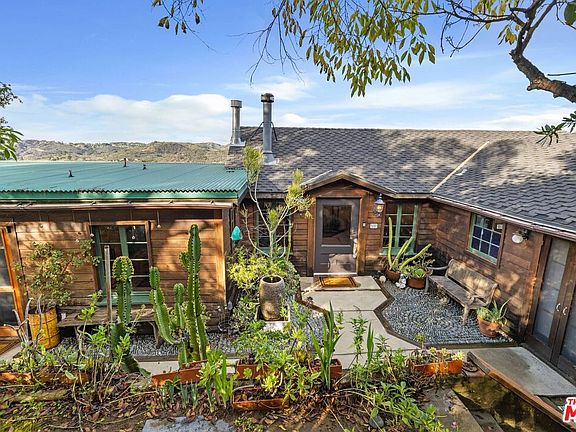 4th image of 1551 Penny Rd