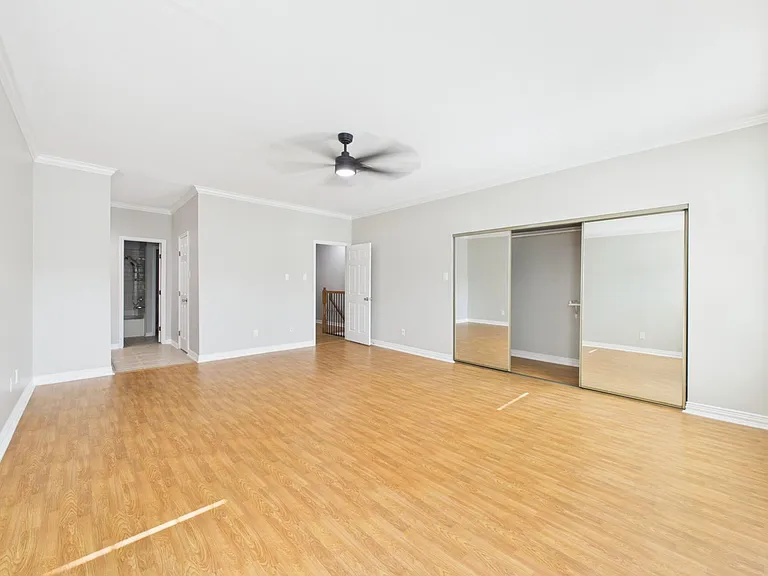 4001 Tanglewilde St #709 — Photo 13