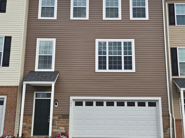 126 Brockham Ct