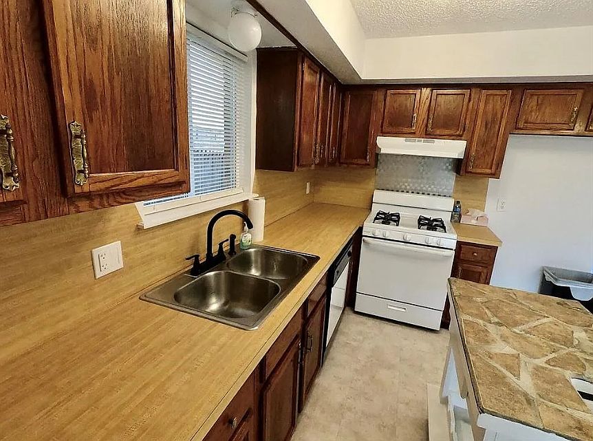 1st image of 300 Kendra Dr #A