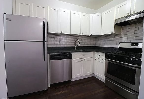 1st image of 116 E 19th St APT 1A