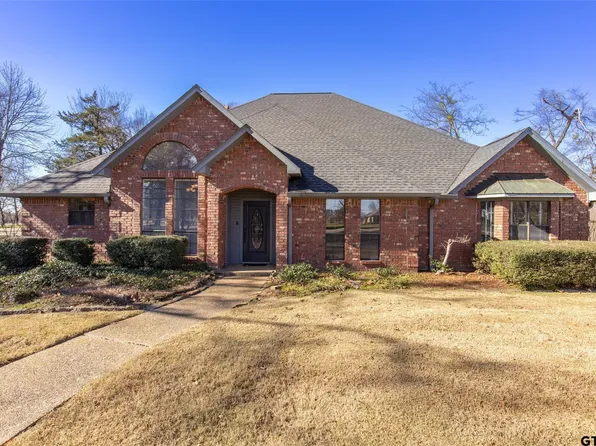 101 Briarwood St, Sulphur Springs, TX 75482