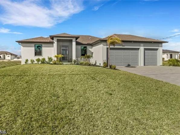 1318 Nelson Rd N, Cape Coral, FL 33993