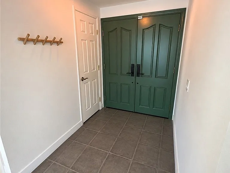 718 Alcott Ave — Photo 3
