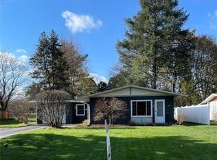 133 Barclay Rd, Camillus, NY 13031
