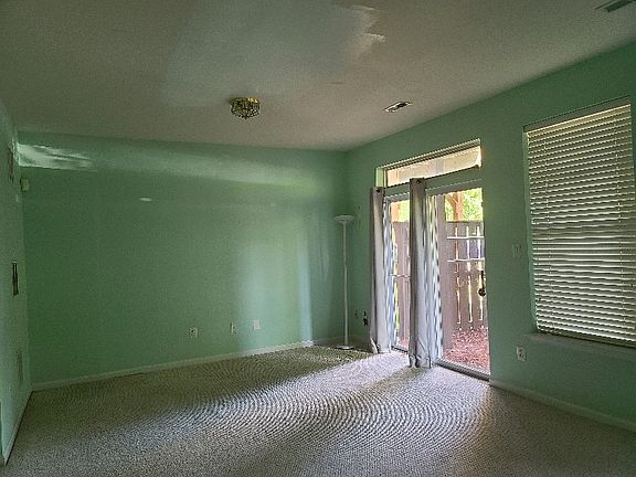 3rd image of 2611 Logan Wood Dr