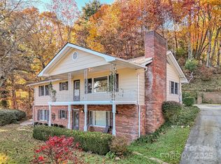 930 Scenic Cir, Waynesville, NC 28786