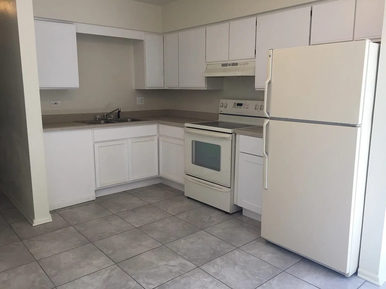 Sherman South-2416 - 4 — Photo 2