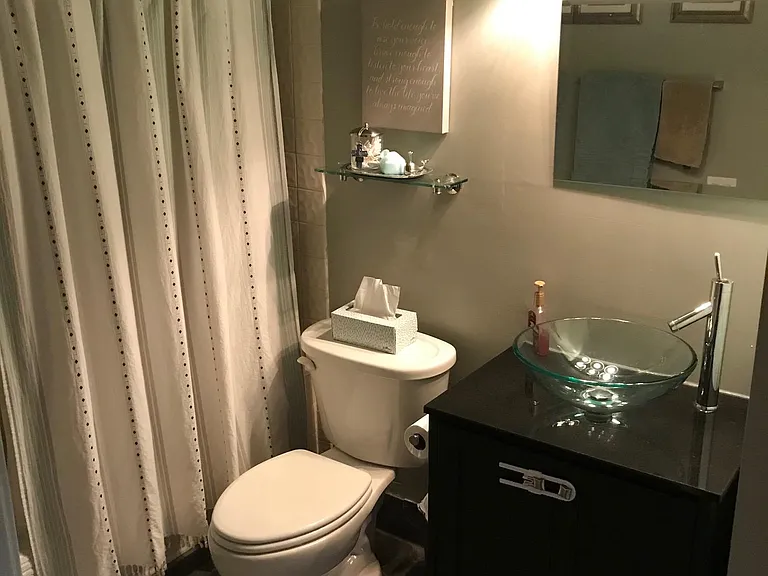 2nd Bathroom