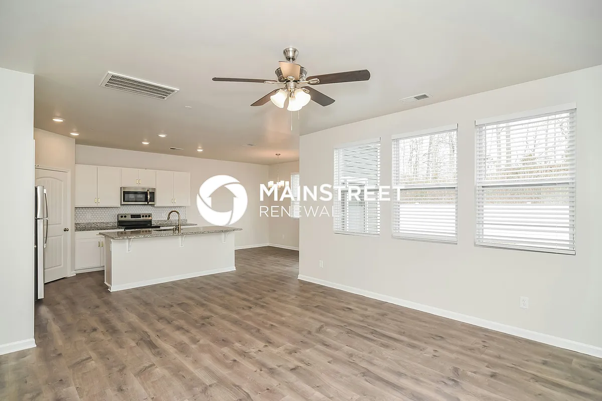 Living Room - 9202 War Eagles Way