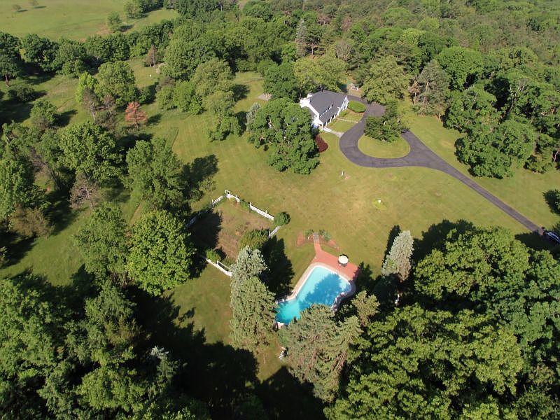 6 Horseshoe Bend Rd, Mendham, NJ 07945 Zillow