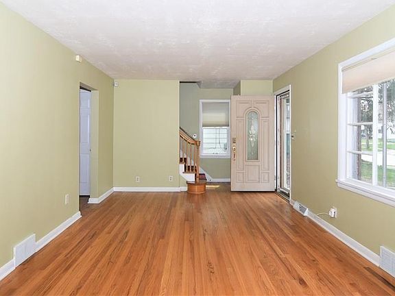 5th image of 2047 15th St