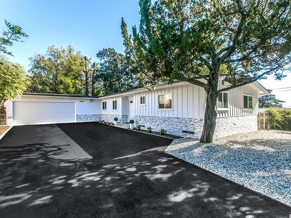 1st image of 4744 Rosemont Ave