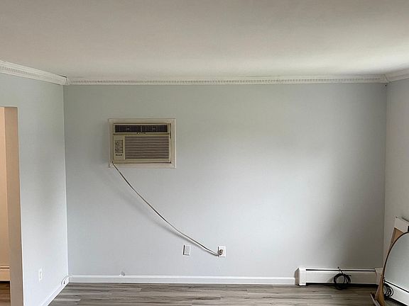 3rd image of 804 N Kings Ave