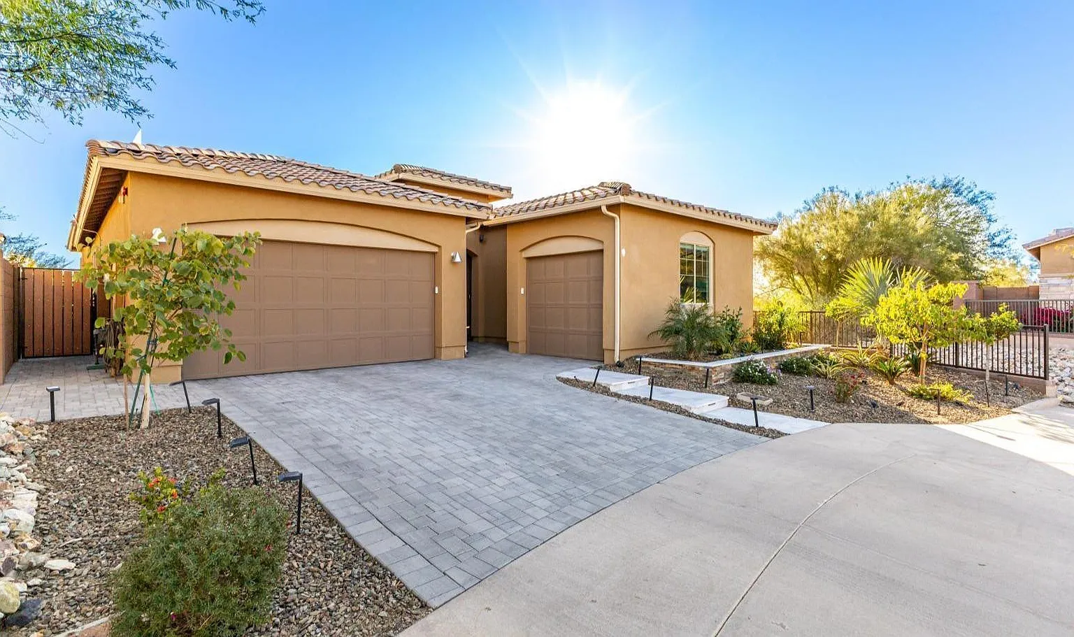1 bed, 1.0 bath, 670 sqft, $2,500 — Photo 1
