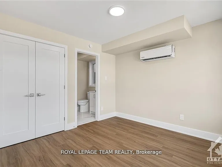 366 Winona Ave #5 — Photo 9