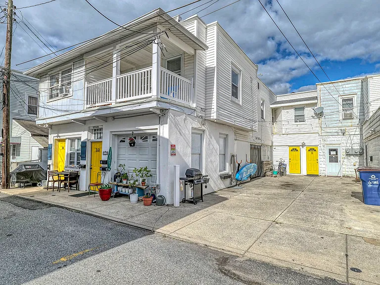 117 Newport Ct #1A — Photo 18