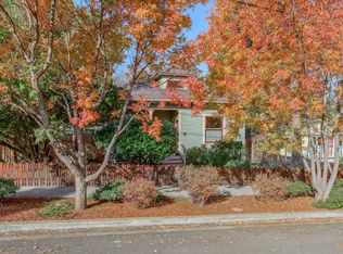 259 N Laurel St, Ashland, OR 97520