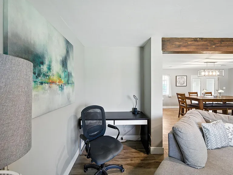 2207 N 71st St — Photo 14