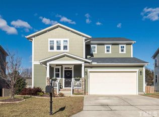 1537 Lake Louise Ln, Fuquay Varina, NC 27526