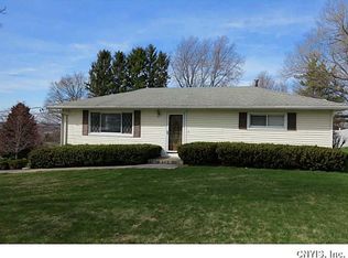 104 Seitz Dr, Camillus, NY 13031