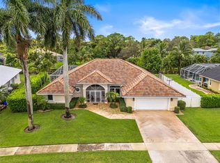 13520 Northumberland Cir, Wellington, FL 33414