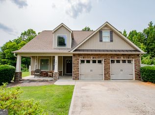 101 Deer Park Dr, Carrollton, GA 30116
