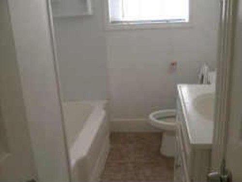 5th image of 2205 Alabama St