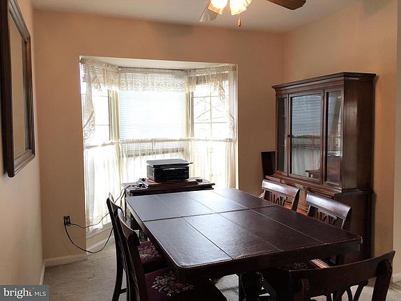 5th image of 6915 Hovingham Ct